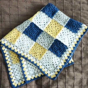 Plaid, couverture au crochet pour bébé